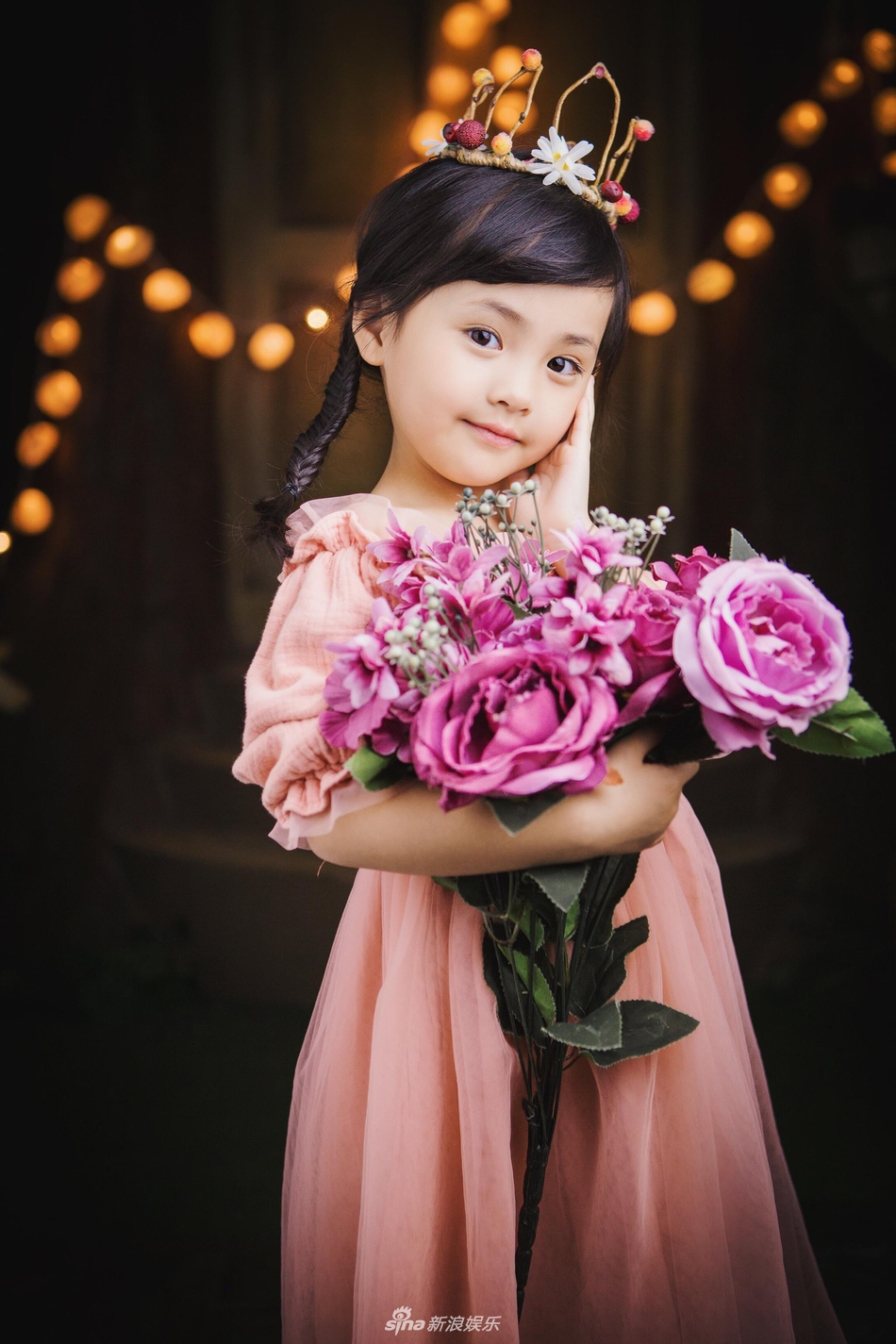 组图:俞芊芊化身小鹿灵动可爱 元气满满萌化人心_高清图集_新浪网