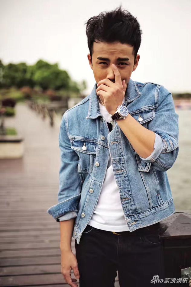 李茂春季街拍曝光 自行车与好风光hin春天