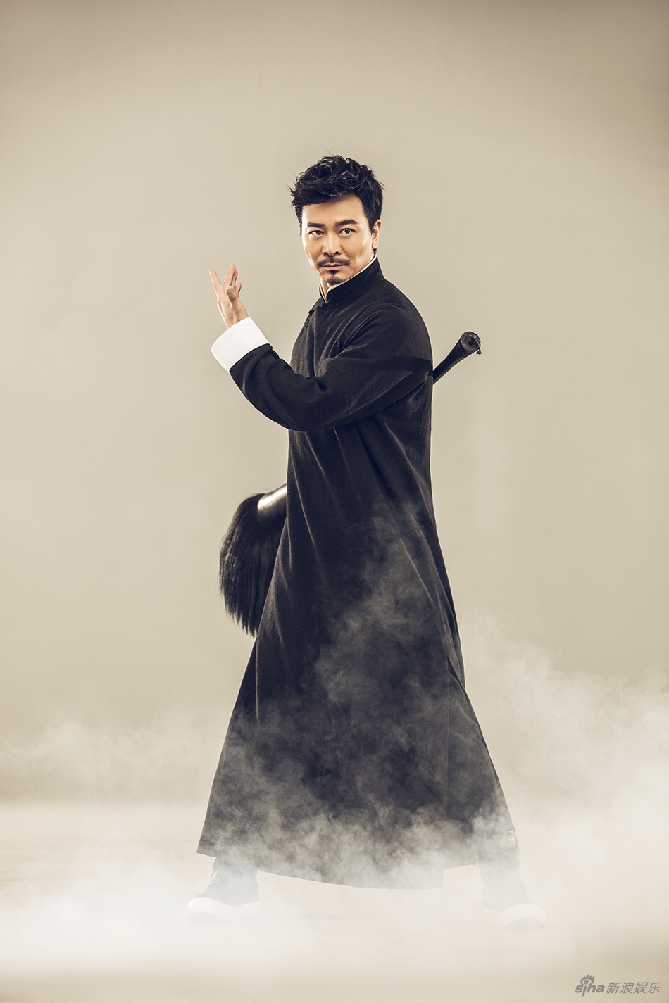 吴樾新写真独创"武书"演绎两大国粹