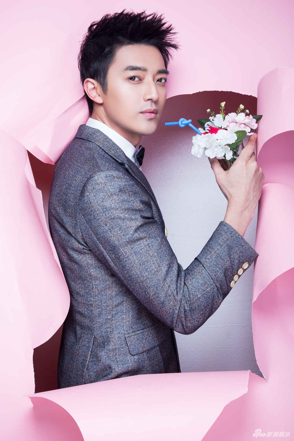 组图:田家达曝绅士写真大片 化身完美男友魅力十足