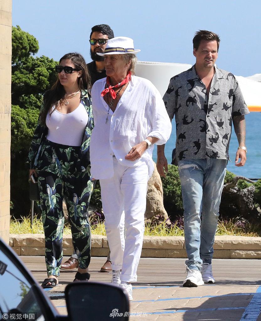 组图:洛·史都华带娇妻爱子度假心情美 娇妻美如少女十足抢镜_高清