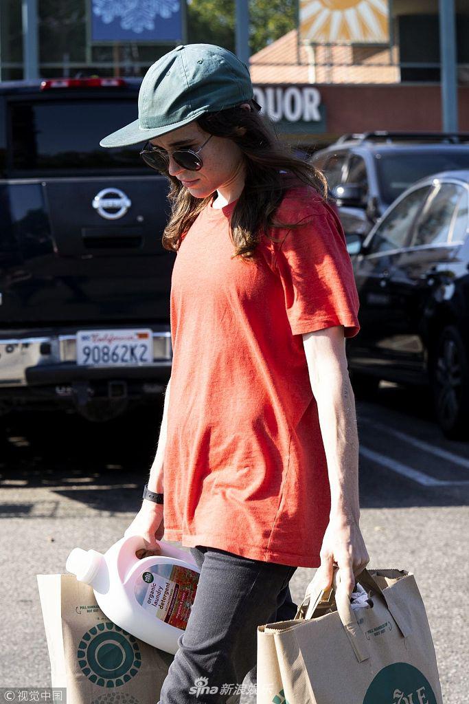 4 新浪娱乐讯 当地时间2018年7月20日,美国洛杉矶,艾伦·佩姬(ellen