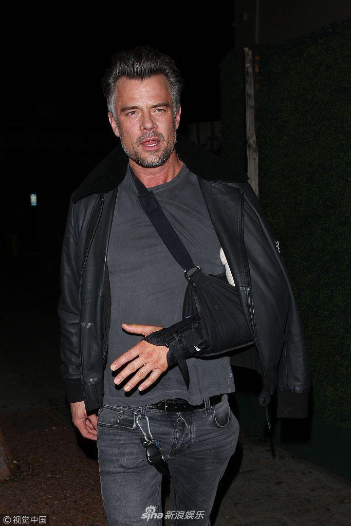 组图乔什受伤不忘夜会神秘女女方狂扯外套挡脸恐被拍