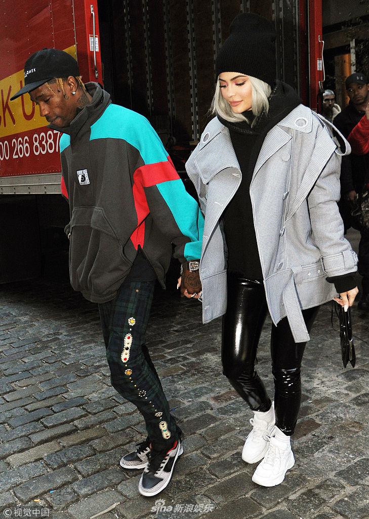 "凯莉·詹娜(kylie jenner )与男友特拉维斯·斯科特( travis scott