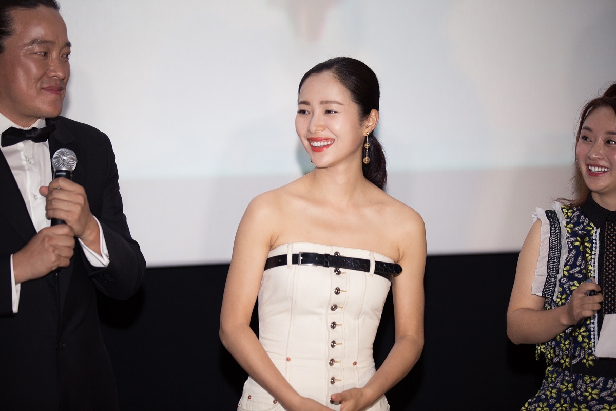 江一燕出席《七十七天》北美首映礼观影活动