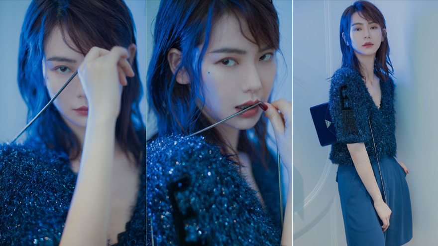 戚薇蓝色系造型静谧亮眼 北极星泪痣更添神秘色彩