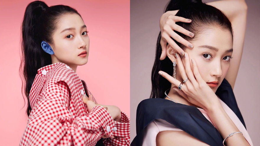 关晓彤蓝色耳朵大片造型别致 扎高马尾青春洋溢