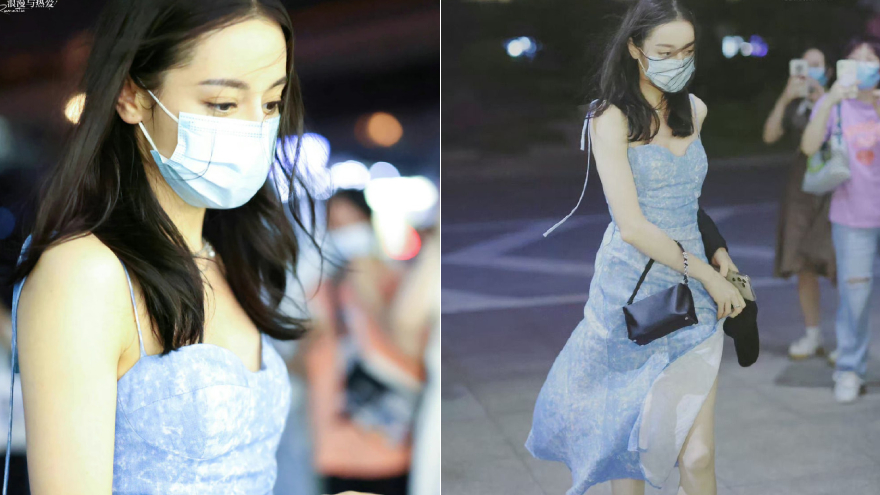 迪丽热巴蓝色吊带裙光彩吸睛 长发飘逸时尚甜美