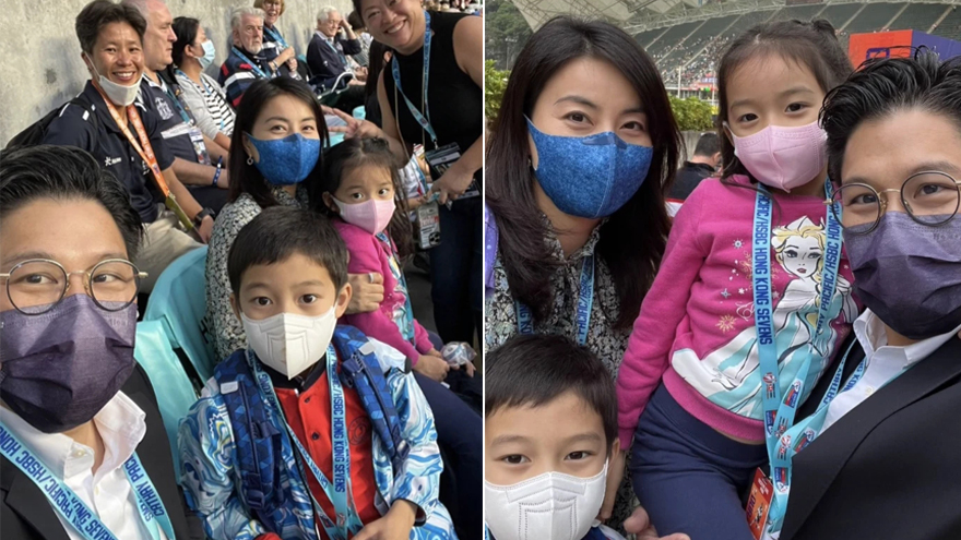 霍启刚郭晶晶一家看球赛 女儿大眼睛水灵儿子独立懂事