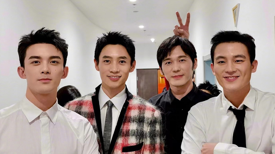 吴磊白宇魏晨欧豪唱《未来我来》 同框养眼被赞4A景区