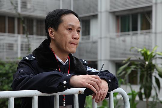 中成功化解春运公共安全危机的故事,既充分展现了人民警察履行职责,不