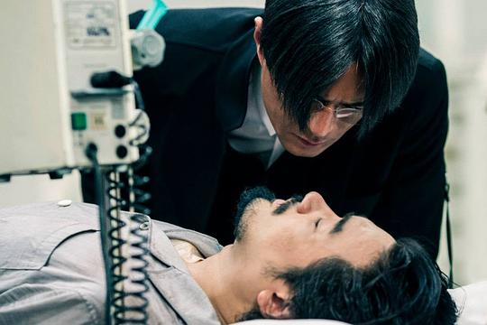 幕后花絮近日任达华出席名表发布时笑言,早前在泰国拍电影《杀破狼ii