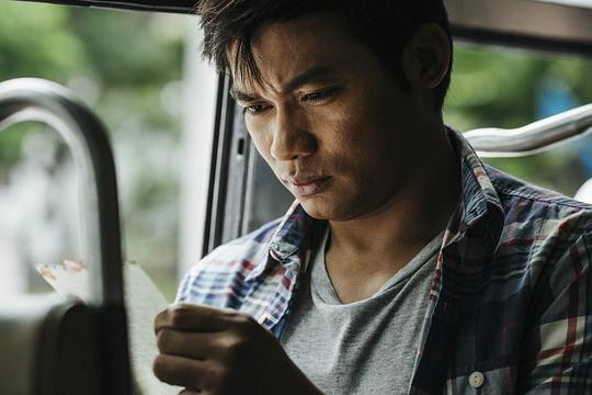 幕后花絮近日任达华出席名表发布时笑言,早前在泰国拍电影《杀破狼ii