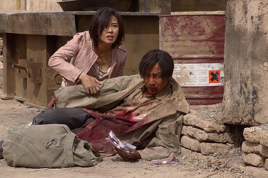 到补拍再送审,通过审查后又被撤档,《无人区》几乎成为被"毙"的电影