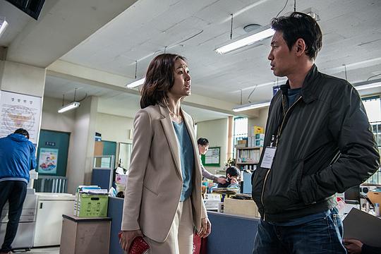 韩国音乐人方俊锡今日出殡 曾为《素媛》《老手》配乐幕后花絮影片