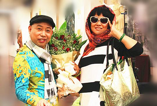 欧亚军(章小军饰),典型的大陆重庆男人,直爽,幽默而且非常…更多>上映