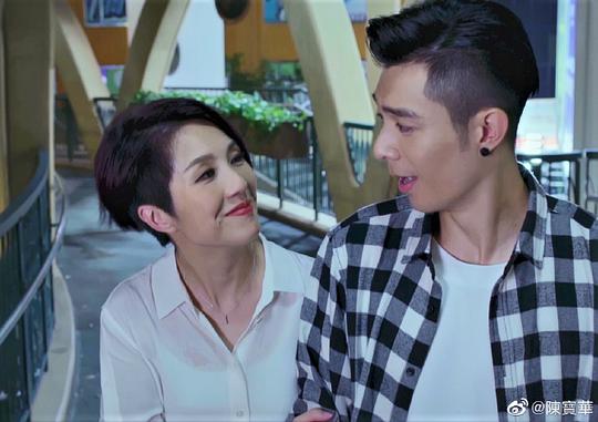 多功能老婆资料页_娱乐资料库_新浪娱乐_新浪网