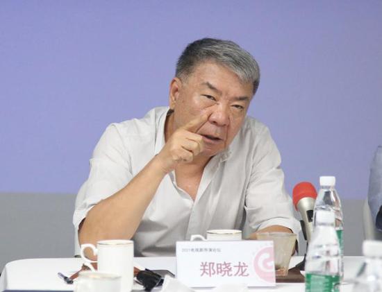 郑晓龙