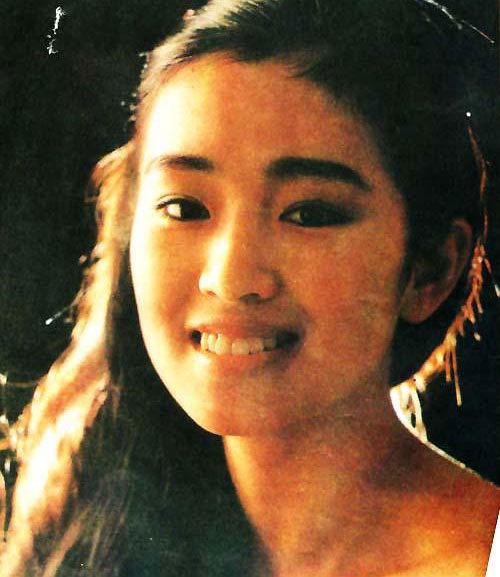 1992  荣获第四十九届威尼斯电影节最佳女主角:代表作《秋菊打官司》