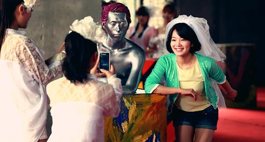 幕后花絮在电影《粉红女郎》的筹拍时期,导演伍宗德就将这部电影定义