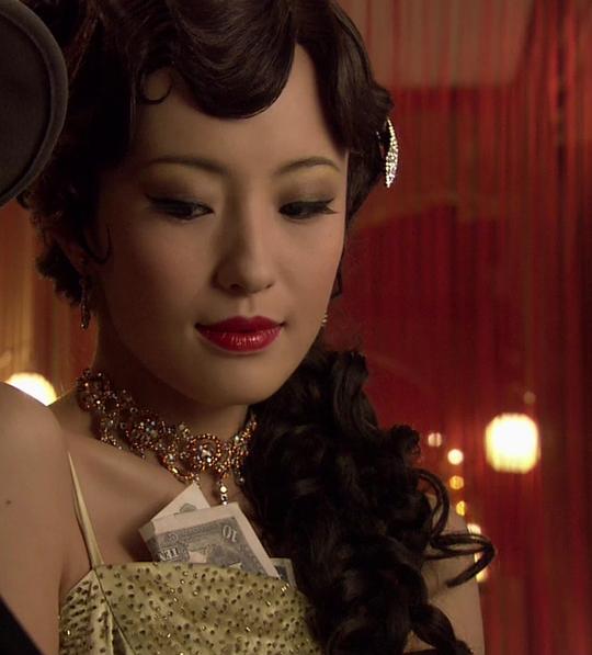 后,范冰冰再次兼任制片人与女主演,欲在《金大班》中演绎舞女金兆丽从