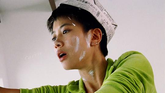 技艺后,熟练掌控一切千门技巧,加上与靳能的女儿靳轻(梁咏琪)情投意合