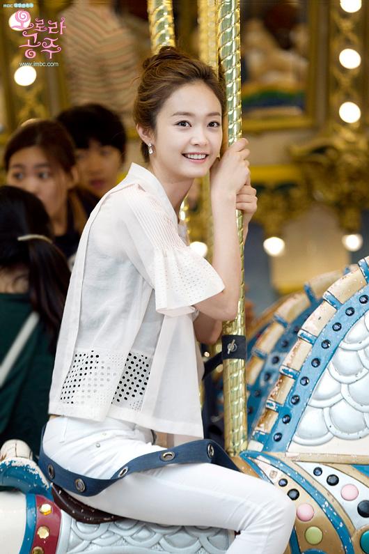 欧若拉公主资料页_娱乐资料库_新浪娱乐_新浪网