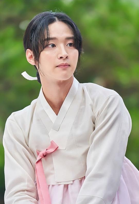 海报剧照剧情:《朝鲜浪漫喜剧–绿豆传》,为韩国kbs 2tv于2019年9月30