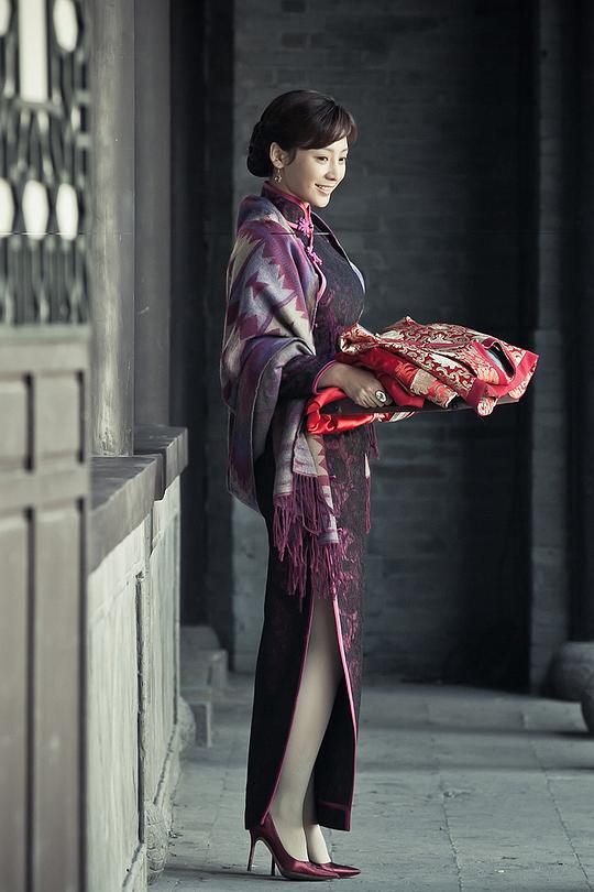 海报剧照主角定妆照剧情:传奇人物张学良的人生自传,娓娓道出这位沧桑