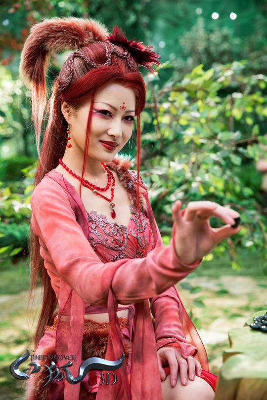 狐仙谷的疯丫头小翠却爱上了凡人傻小子王元丰,而王元丰身上隐藏的至