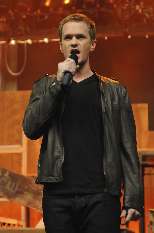 教师will(马修·莫里森 matthew morrison 饰)接受了艰巨任务:重塑