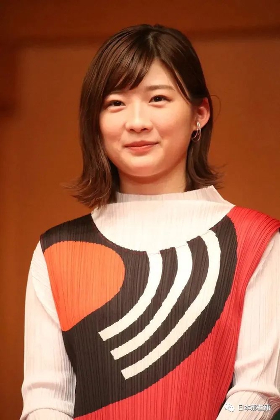 伊藤沙莉男友被拍密会他人疑似脚踏两只船