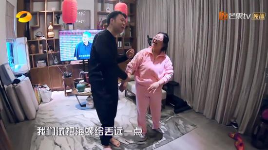 被杜海涛妈妈圈粉了，阿姨实在太可爱