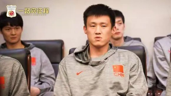 郭艾伦周琦就曾参加综艺道歉:国家队荣誉高于一切 郭艾伦周琦就曾参加综艺道歉:国家队荣誉高于一切