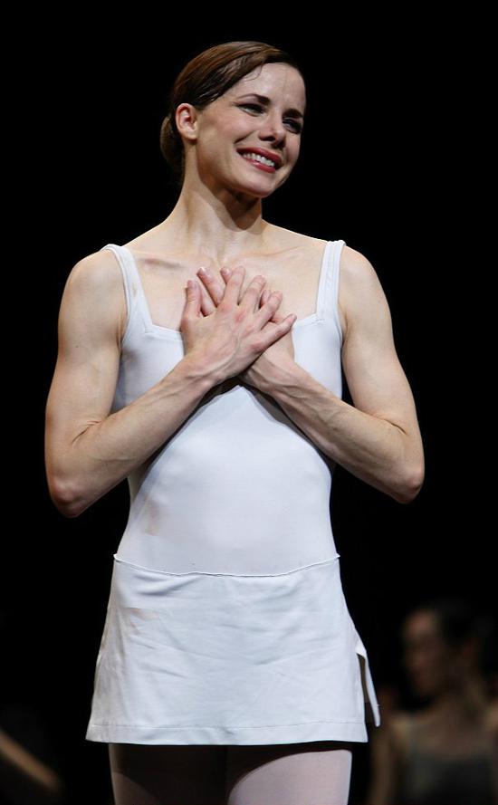 芭蕾王子罗伯托·波雷身材逆天 朋友圈颜值惊人