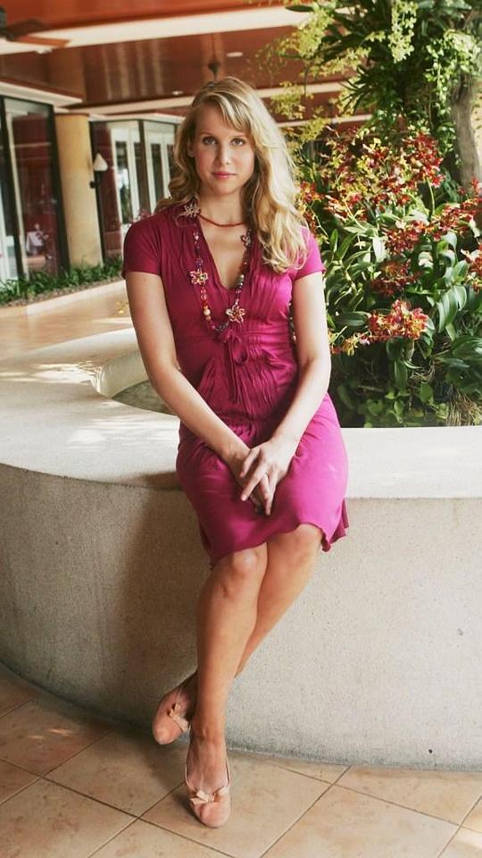 露茜-彭奇资料页_娱乐资料库_新浪娱乐_新浪网