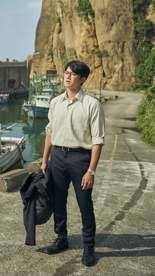 台主管宋乔安(贾静雯饰)的儿子是二年前李晓明无差别杀人事件的罹难者