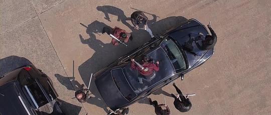 海报剧照剧情:电影《为了皇帝》是一部动作,犯罪体裁的电影,它以釜山