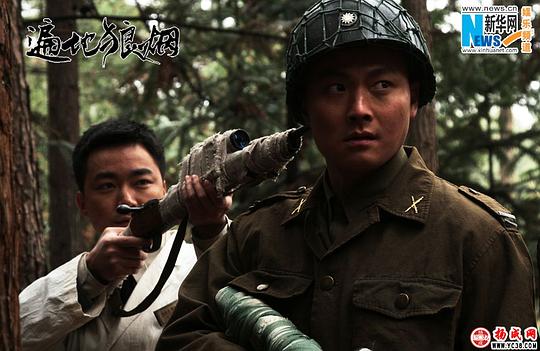 海报剧照剧情:山村少年牧良逢本是猎户人家的孩子,天生擅长枪支运用