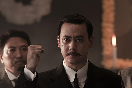 海报剧照剧情:电影《第一大总统》重塑了辛亥革命大历史背景下各个