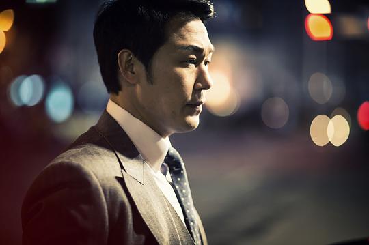 海报剧照剧情:电影《为了皇帝》是一部动作,犯罪体裁的电影,它以釜山