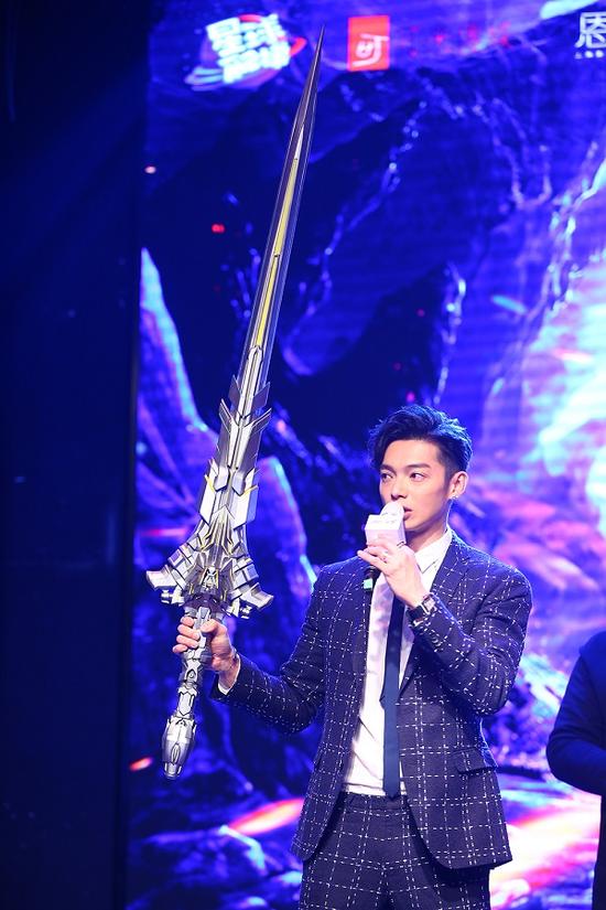 辰亦儒携终极一班5回归首曝女友标准