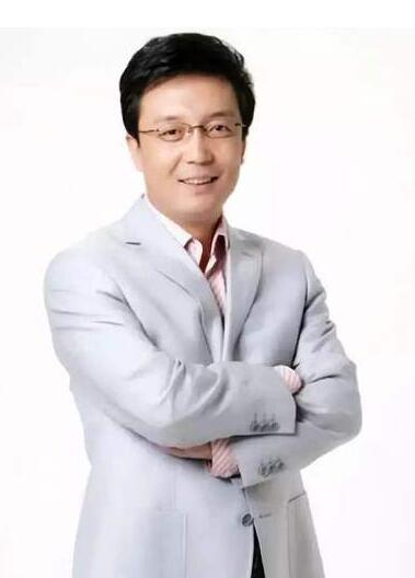 原《今日说法》主持人路一鸣自曝已离开央视