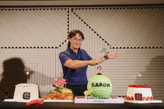 累亏163亿元后，江淮汽车官宣拟入股华为引望