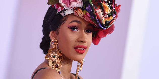 将发新歌diss麻辣鸡卡迪b发文怒斥造谣者