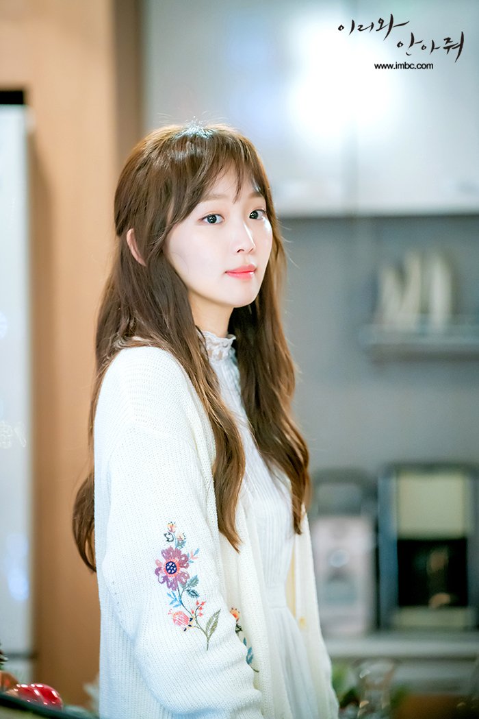 05月16日						 						 	mbc更多>国家/地区:韩国主演:张基龙/秦基周