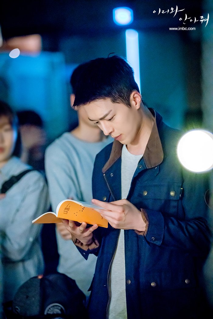 05月16日						 						 	mbc更多>国家/地区:韩国主演:张基龙/秦基周