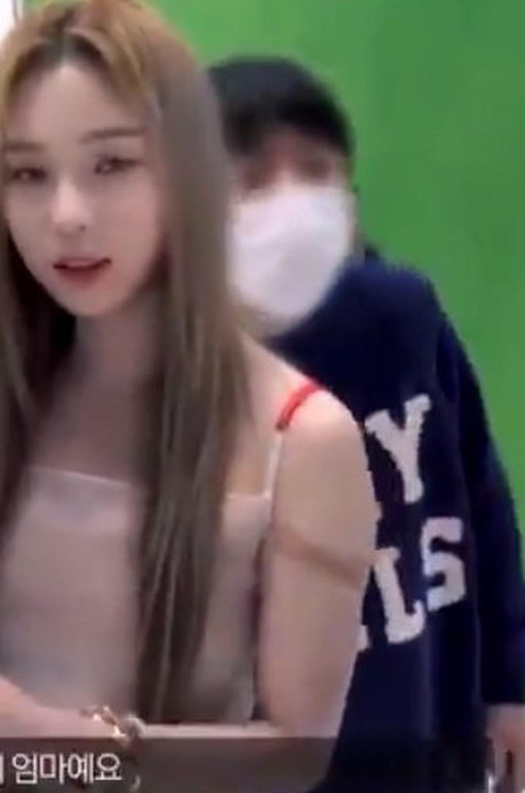 组图：韩国女团aespa成员疑似被人用手机偷拍裙底