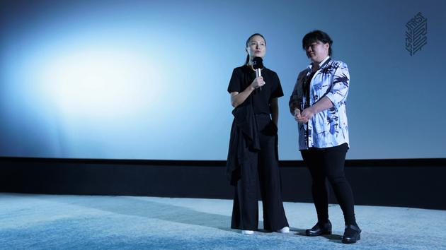 FIRST开幕现场，FIRST影展首席执行官李子为与胡波母亲