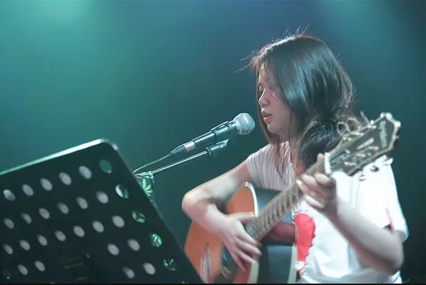 2012年正在演出的花粥.